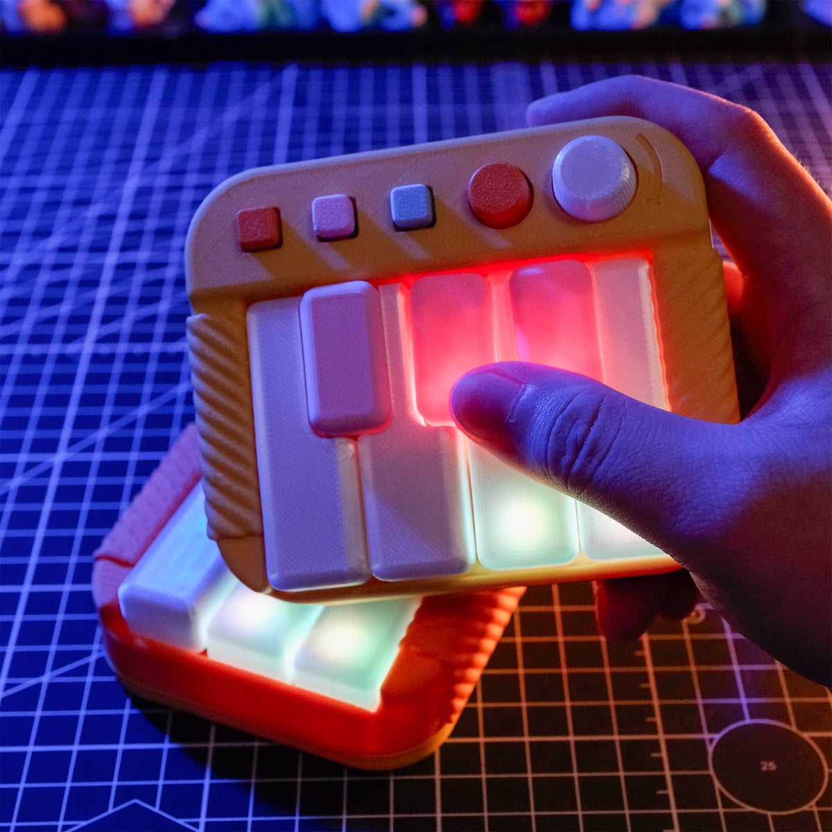 Studio Piano Clicker | Pocket Series with Light-Up Keys - Rainbow default