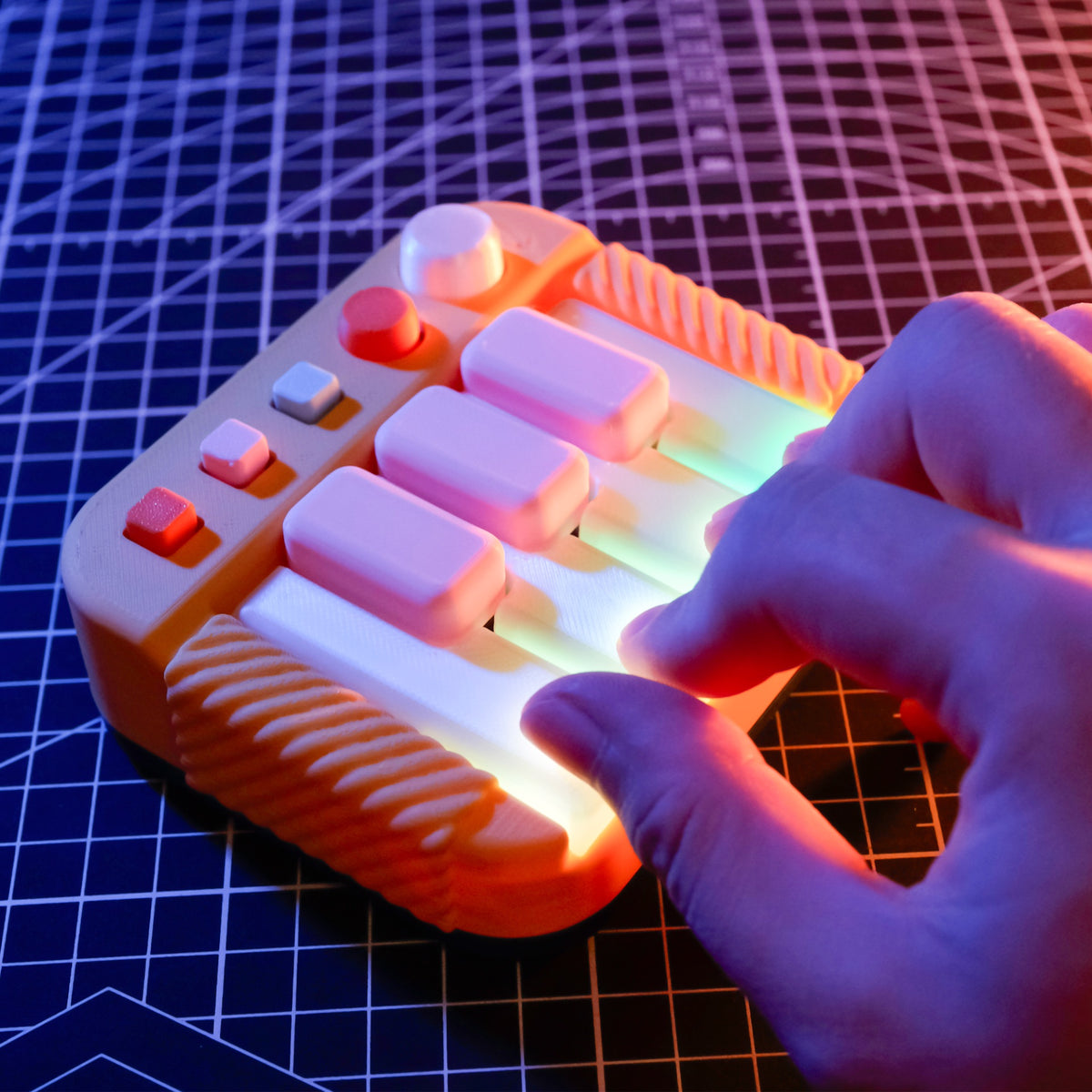 Studio Piano Clicker | Pocket Series with Light-Up Keys - Light Pink with Yellow and Blue - 3 Black Keys default